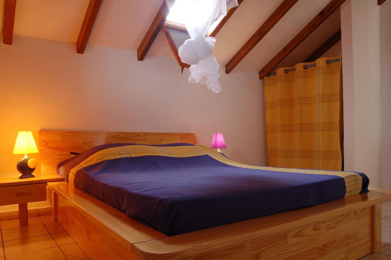 Gites Marlyse Bouillante Exterior foto